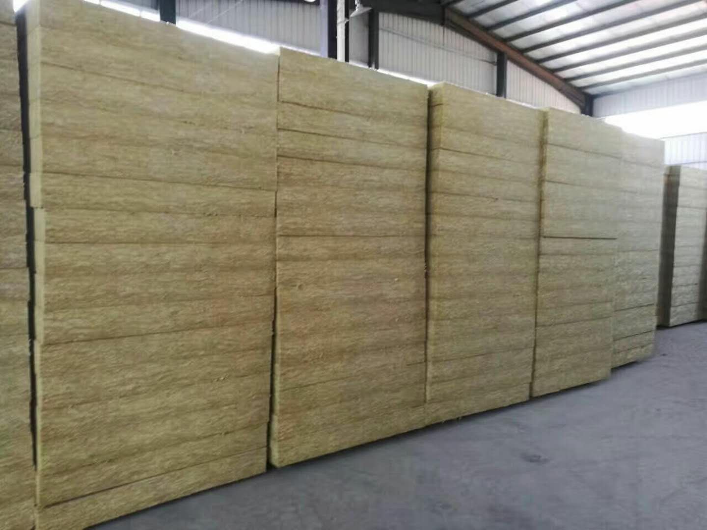 湖南省常德市武陵区河北华能中天岩棉厂家直销_建筑材料栏目_